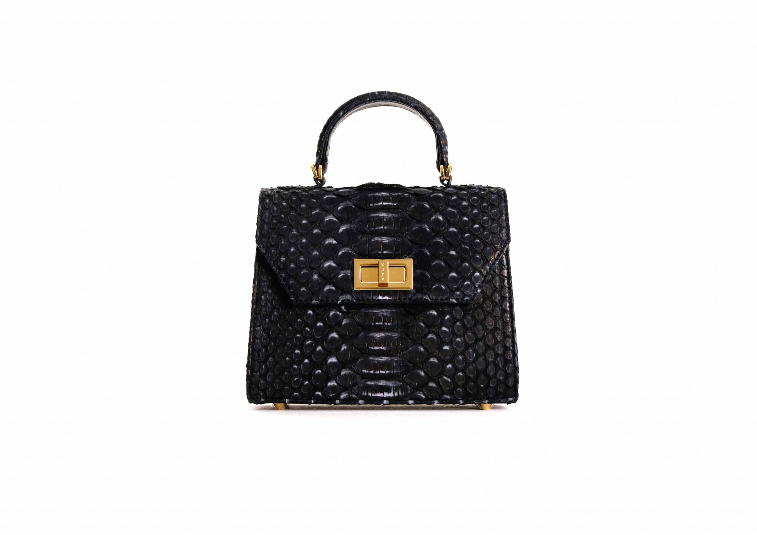 LUNA IN BLACK WASHED