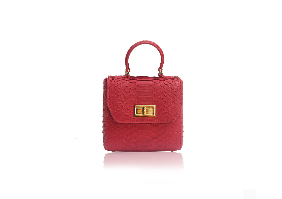 LUNA SQUARE IN RED SOLID