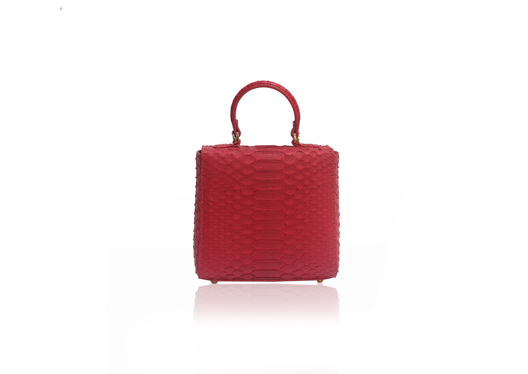 LUNA SQUARE IN RED SOLID - Image 5