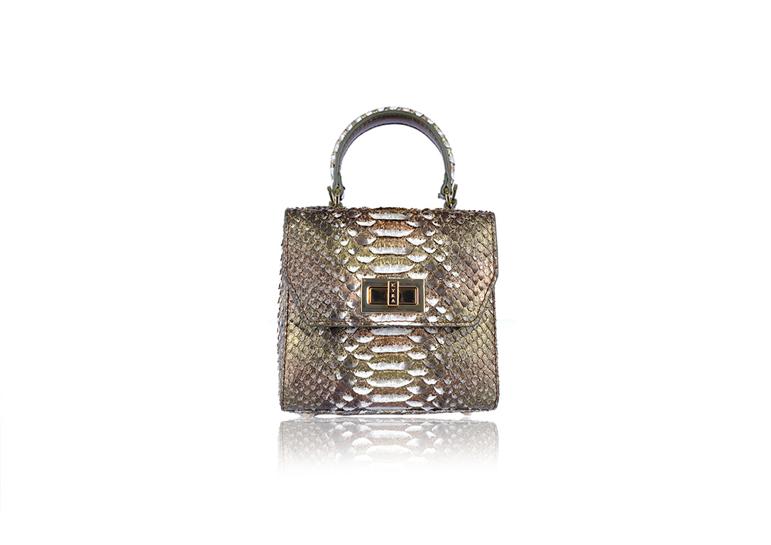 LUNA SQUARE IN GALAXY BROWN