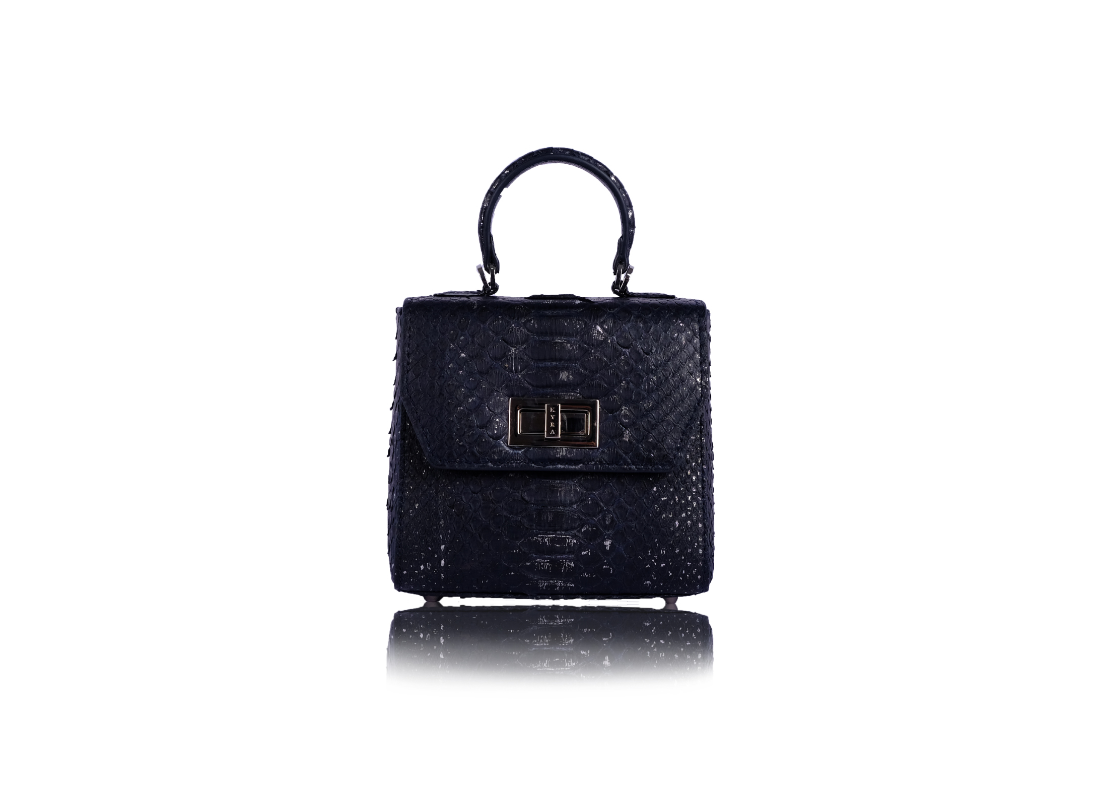 Luna Square in Black Splatter