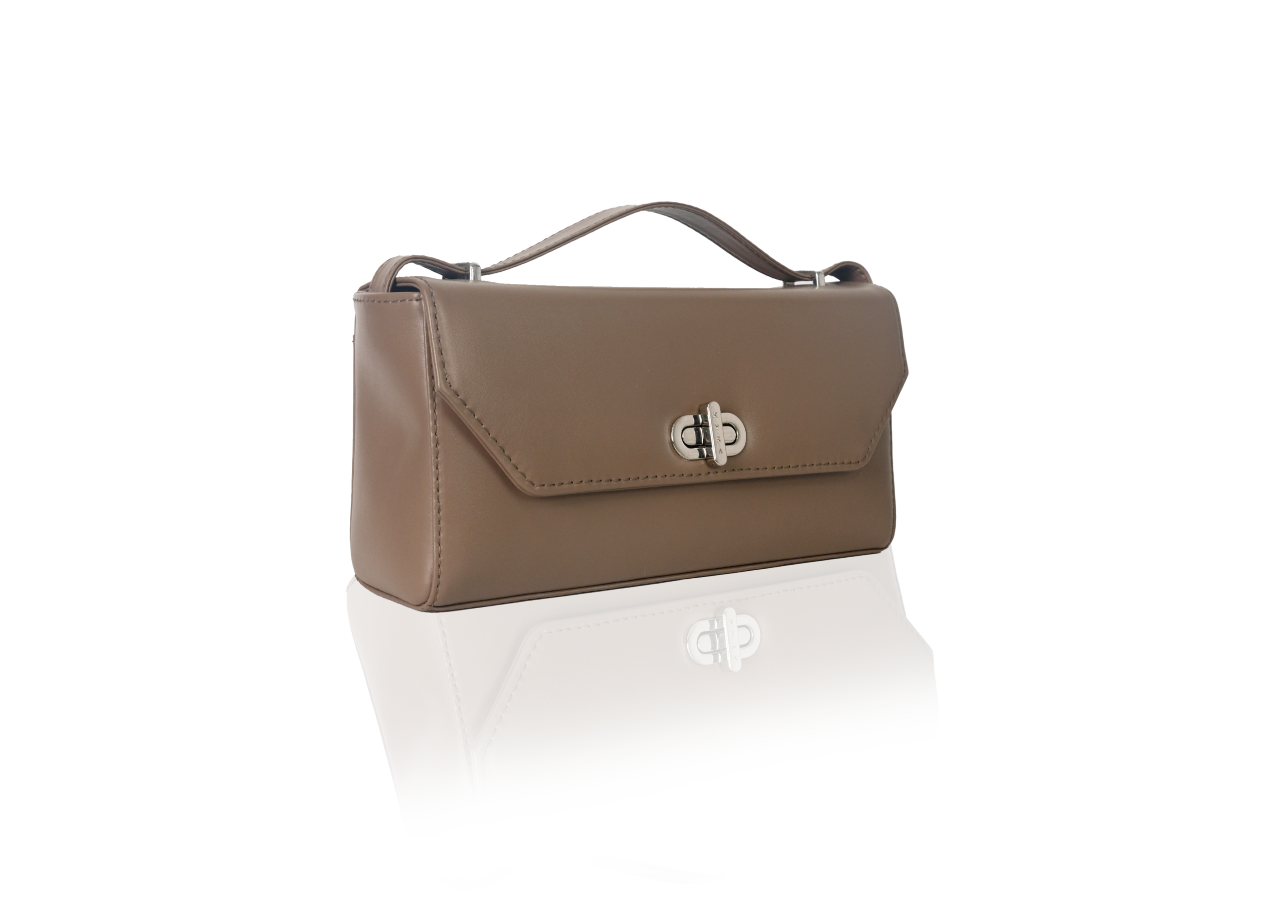 tampak diagonal tas cokelat kulit domba asli wanita