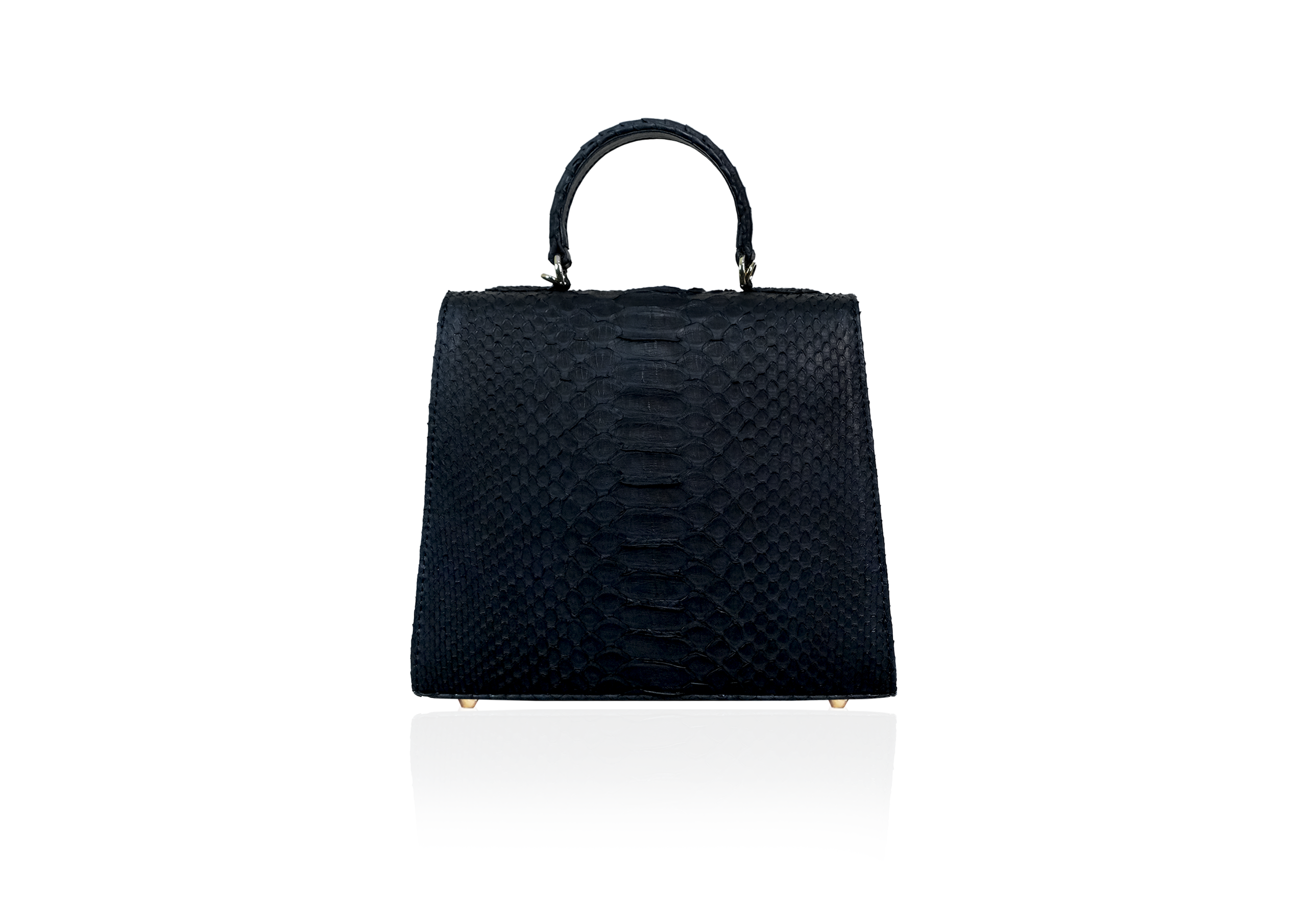 Luna Medium in Black Solid - Image 4