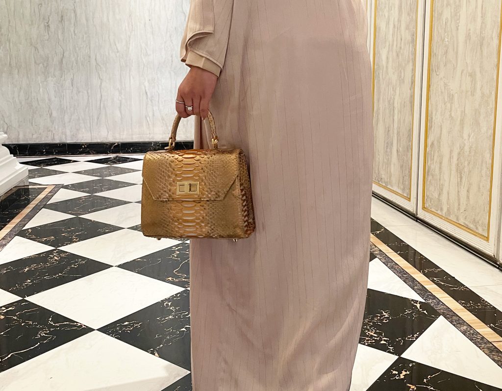 kyra-luna-classic-tote-bag-two-tone-gold-python
