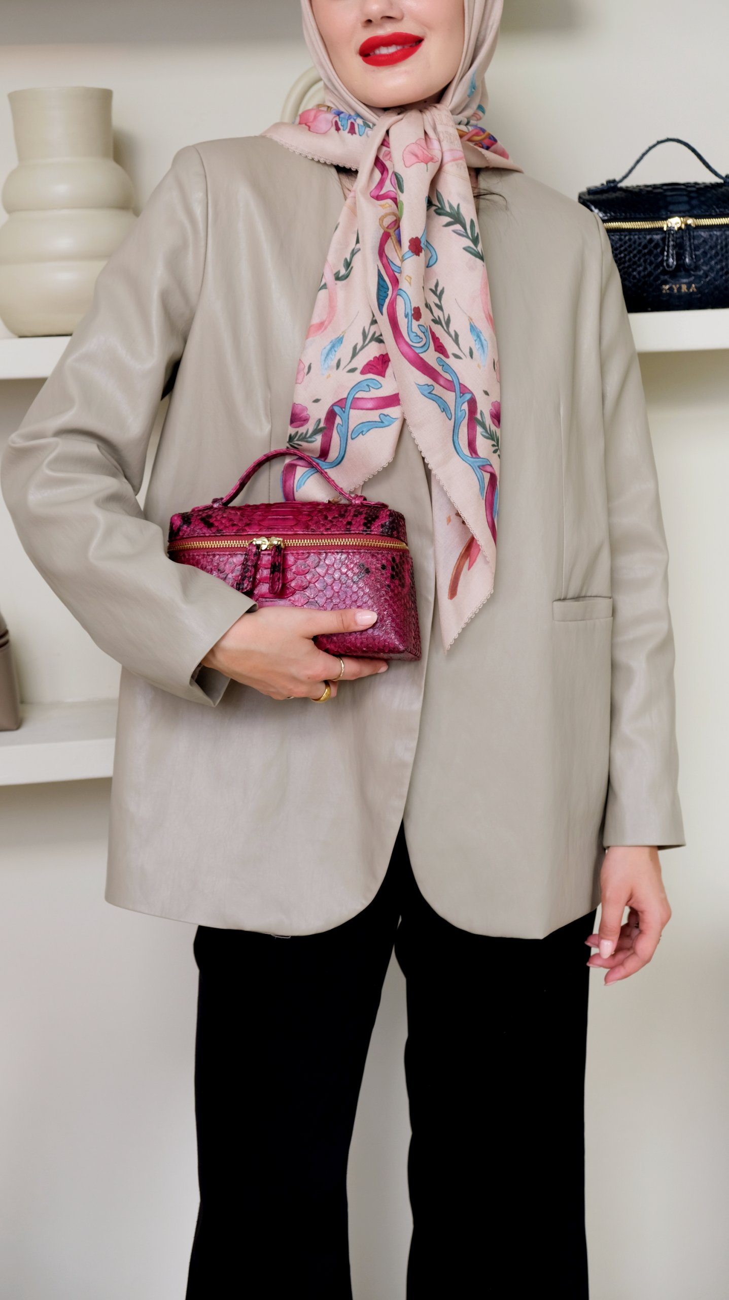 luxury handbag online in fuchia colour